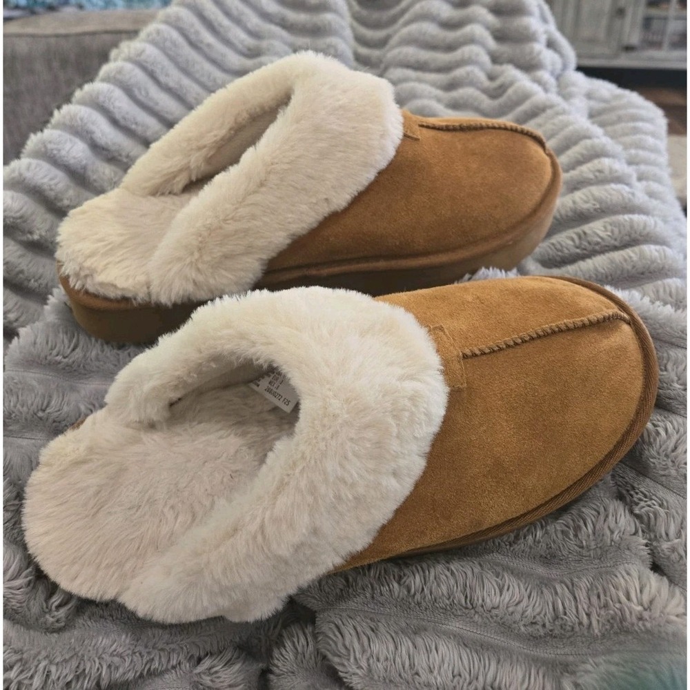 Joyspun Women's Round Toe Platform Slipper SIZE 11 EUC!!